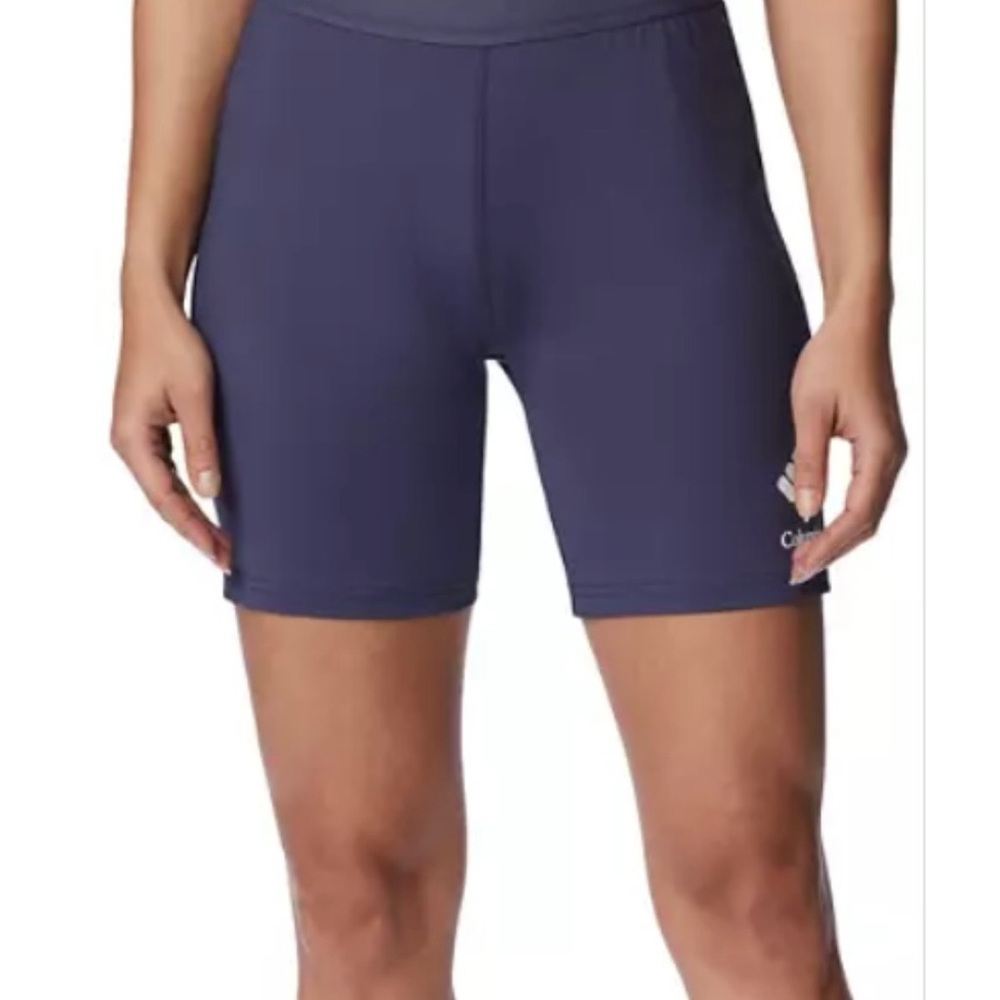 Columbia Women’s Hike Bike Shorts 6 inch inseam - Blue